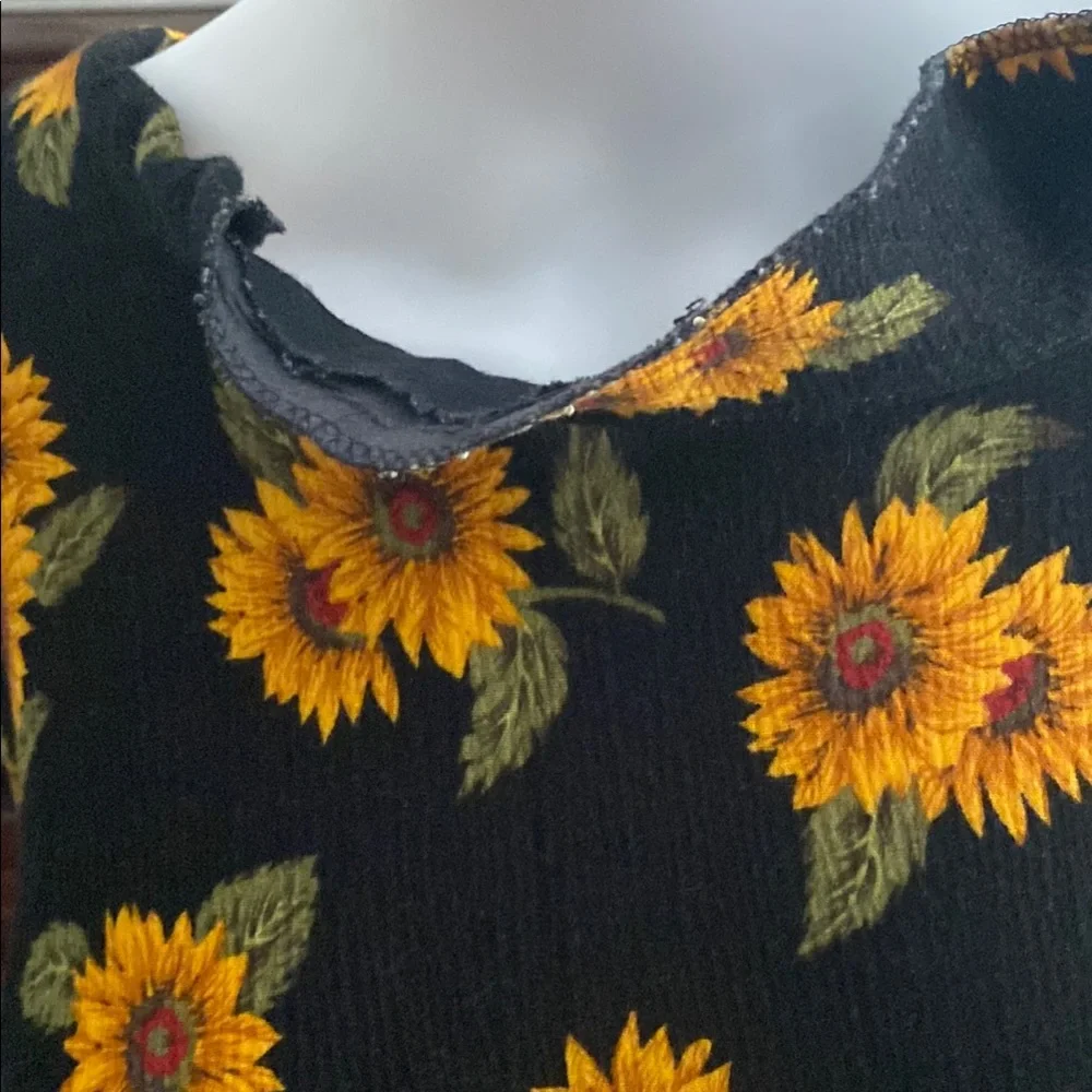 Black and Orange Flutter Sleeve Mini Sundress - Picture 2 of 5